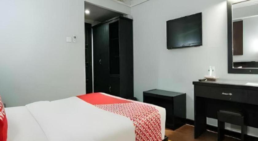 Hotel K77 Dumai Exterior foto