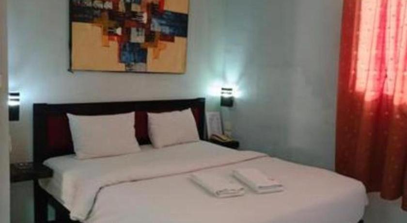 Hotel K77 Dumai Exterior foto